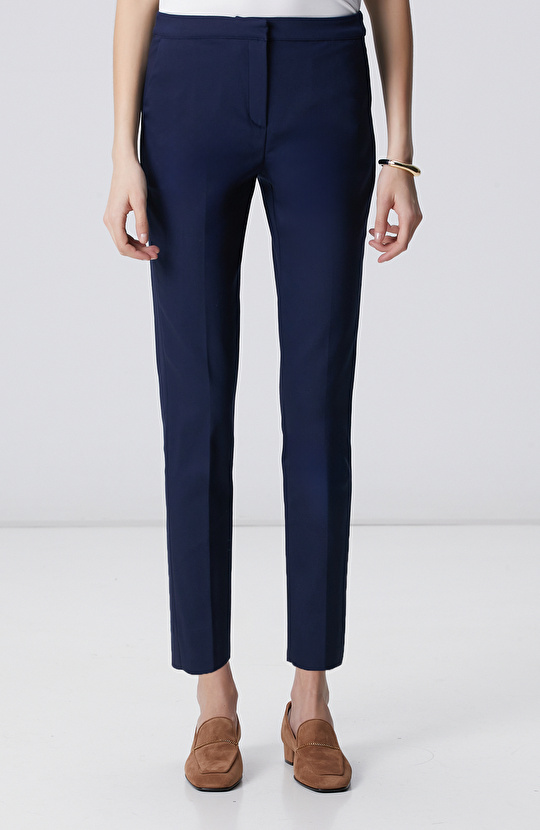 Lacivert Kemeri Lastik Detaylı Pantolon