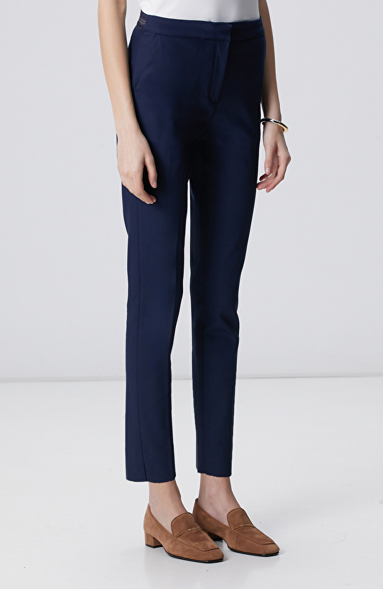Lacivert Kemeri Lastik Detaylı Pantolon
