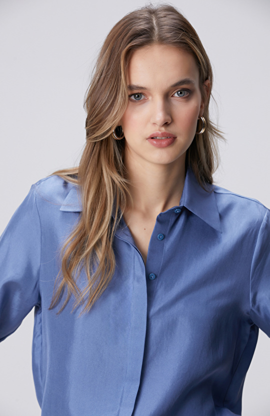 Limited Mavi İpek Gömlek