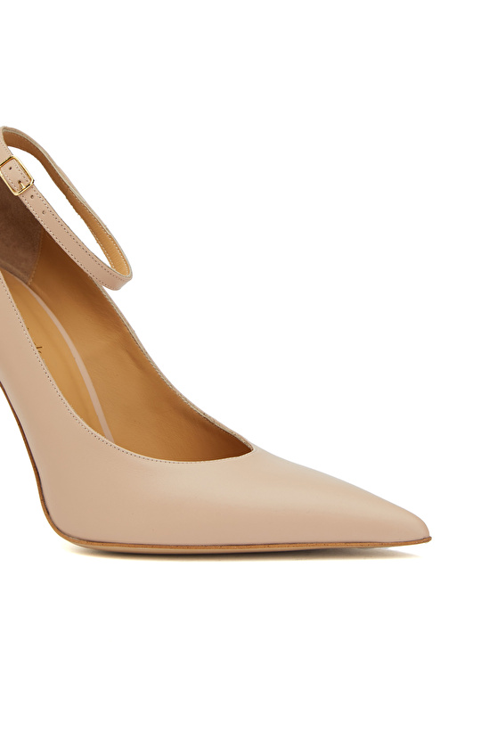 Nude Bantlı Deri Topuklu Ayakkabı