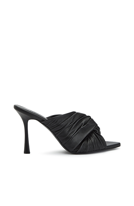 Siyah Düğüm Detaylı Kadın Deri Terlik