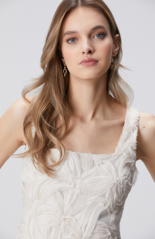 Kırık Beyaz Desenli Mini Abiye Elbise