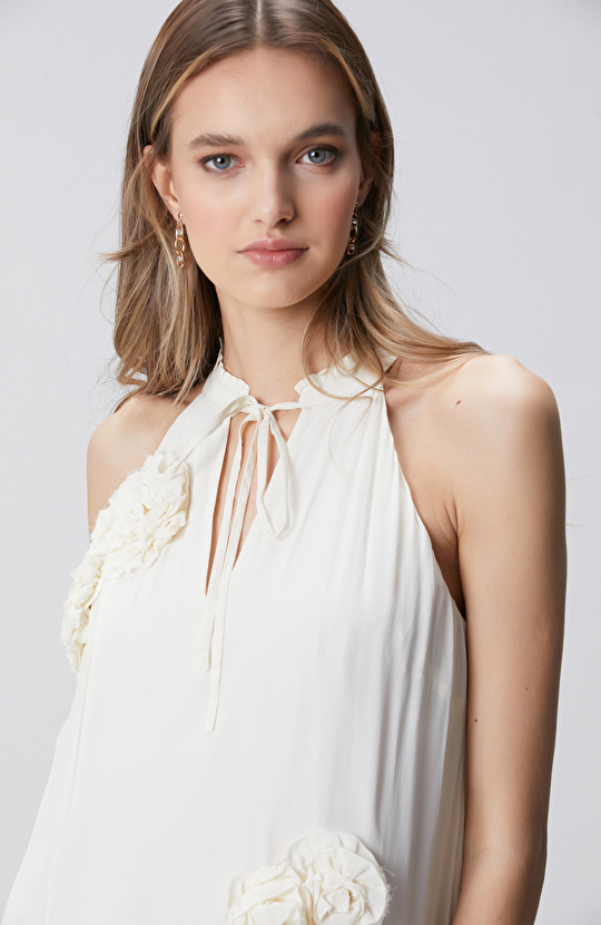 Kırık Beyaz Dik Yaka Abiye Elbise