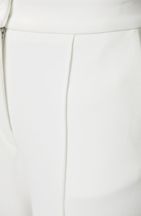 Kırık Beyaz Nervür Detaylı Eşofman