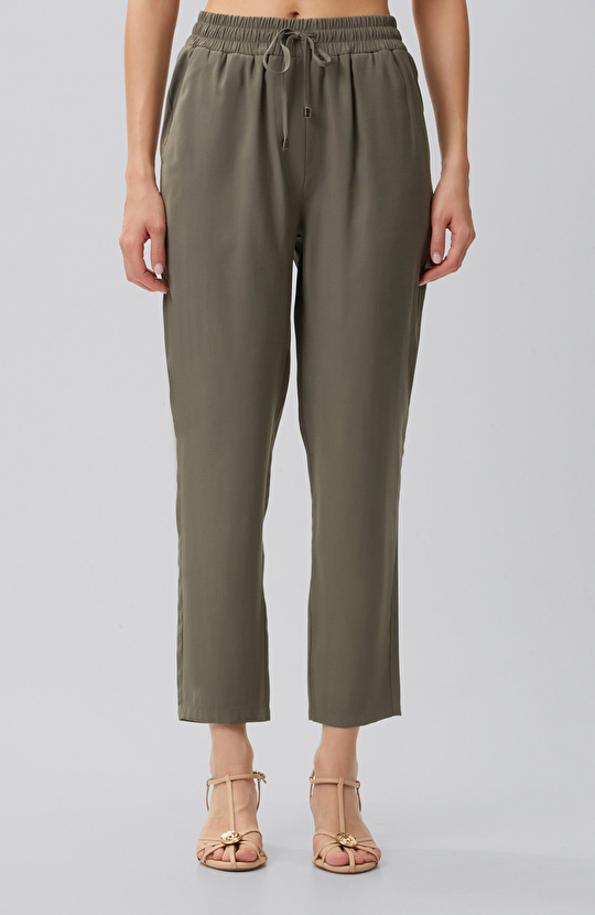 Haki Diyagonal Desenli Basic Pantolon