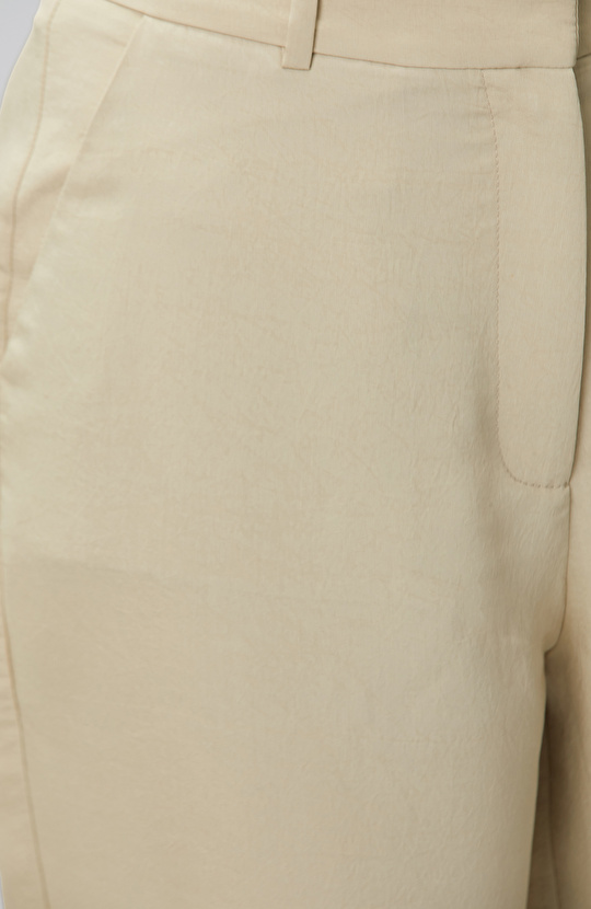 Açık Haki Kesik Detaylı Pantolon