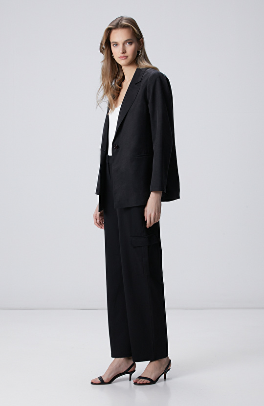 Siyah Yarım Astarlı Ceket