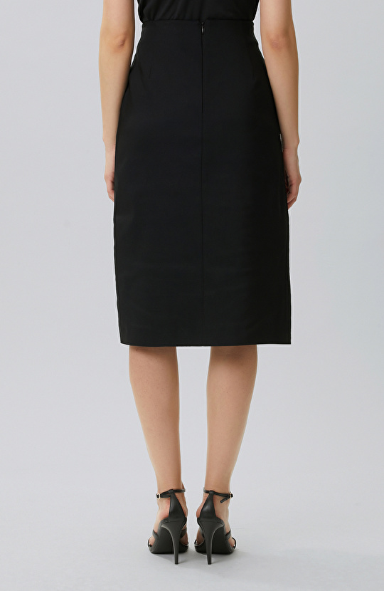 Black Double Breasted Closure Below the Knee Length Skirt