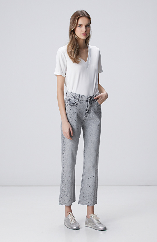 Kırık Beyaz Kol Katlama Detaylı Basic T-shirt