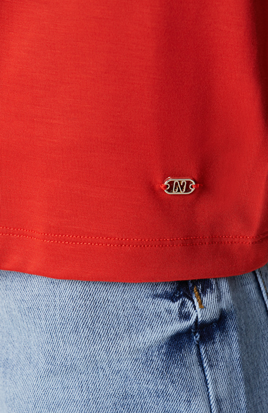 Kırmızı Kol Katlama Detaylı Basic T-shirt