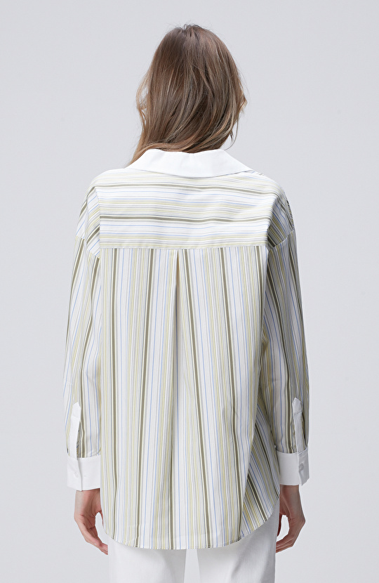 Çok Renkli Çizgili Gömlek