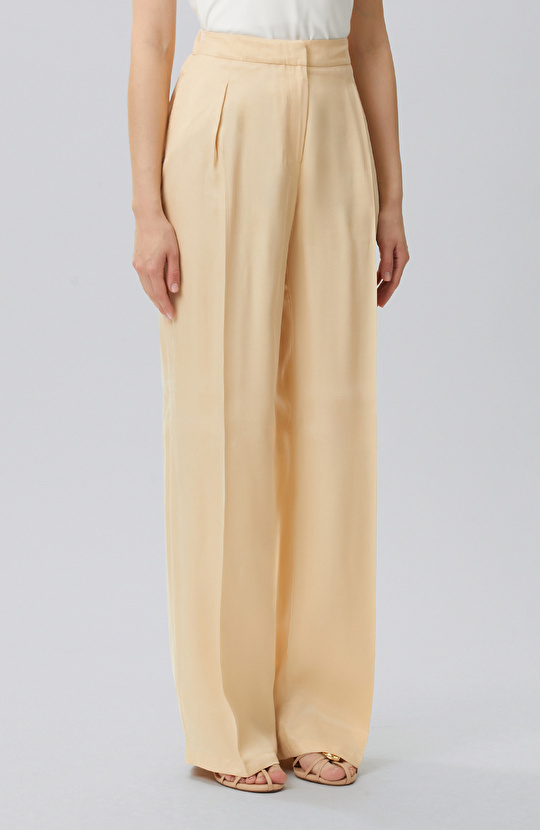 Vanilla Pleated Palazzo Pants