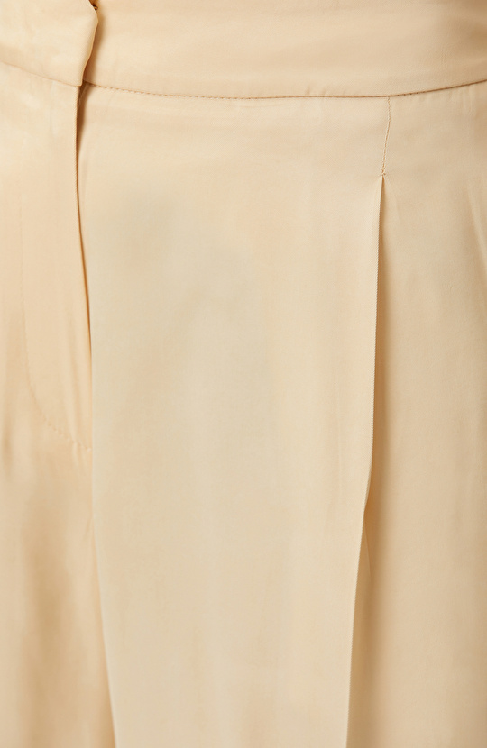 Vanilla Pleated Palazzo Pants