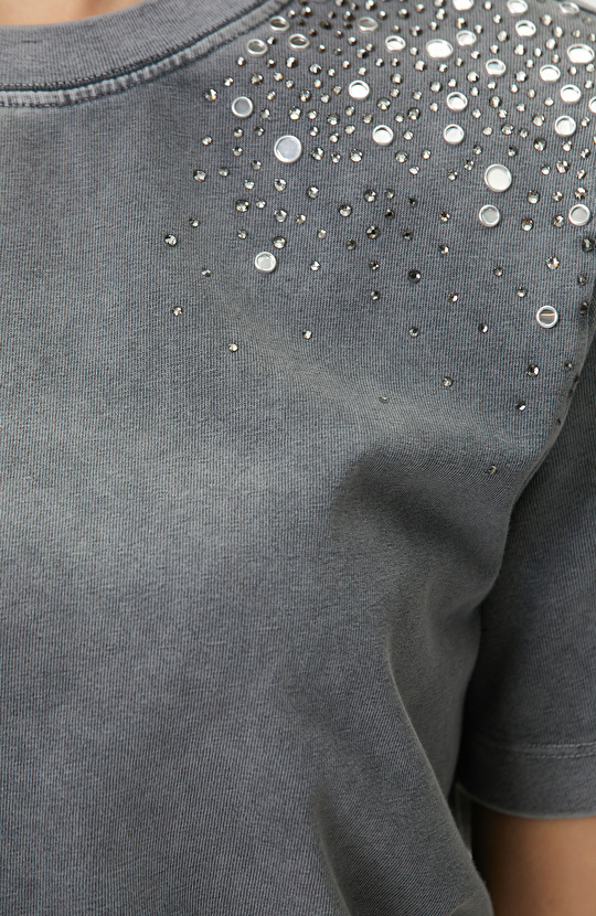 Antrasit Omuz Taş Baskılı T-shirt