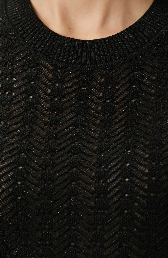 Siyah Geniş Ajur Örgü Kazak