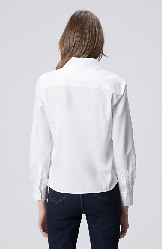 Beyaz Yakası Mine Taşlı Pamuk Gömlek