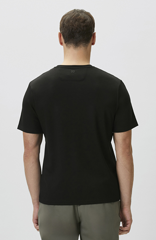 Siyah Baskı Detaylı T-shirt