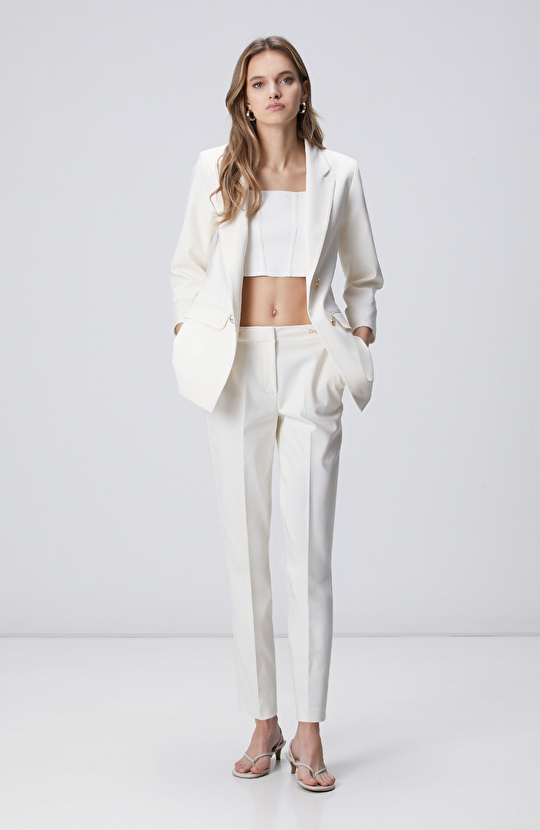 Kırık Beyaz Beli Metal Aksesuarlı Basic Pantolon