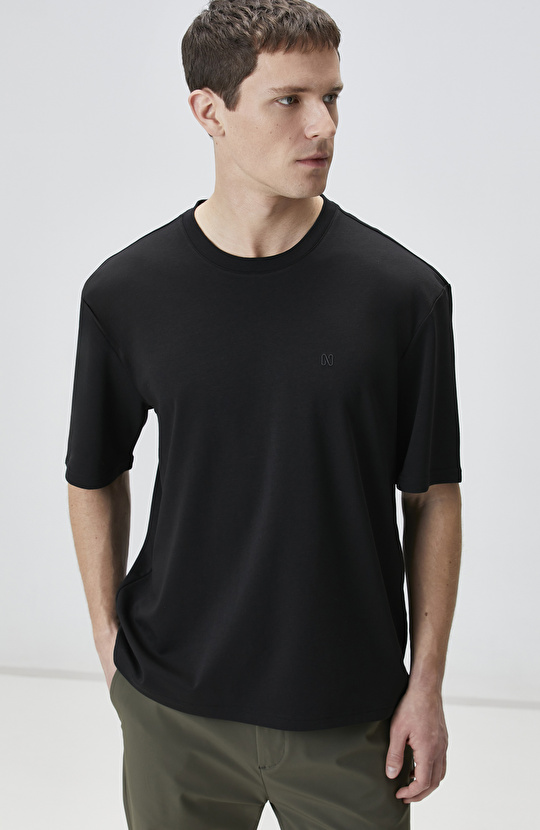 Comfort Fit Siyah Bisiklet Yaka T-shirt