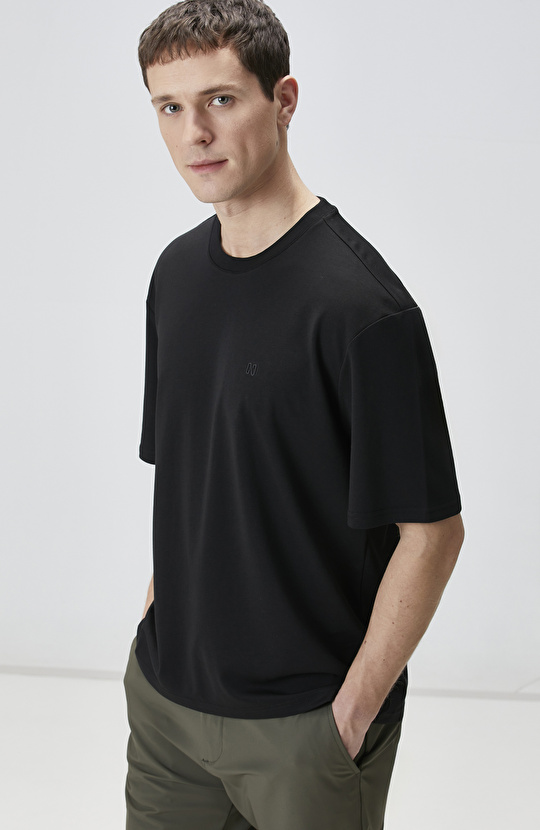 Comfort Fit Siyah Bisiklet Yaka T-shirt