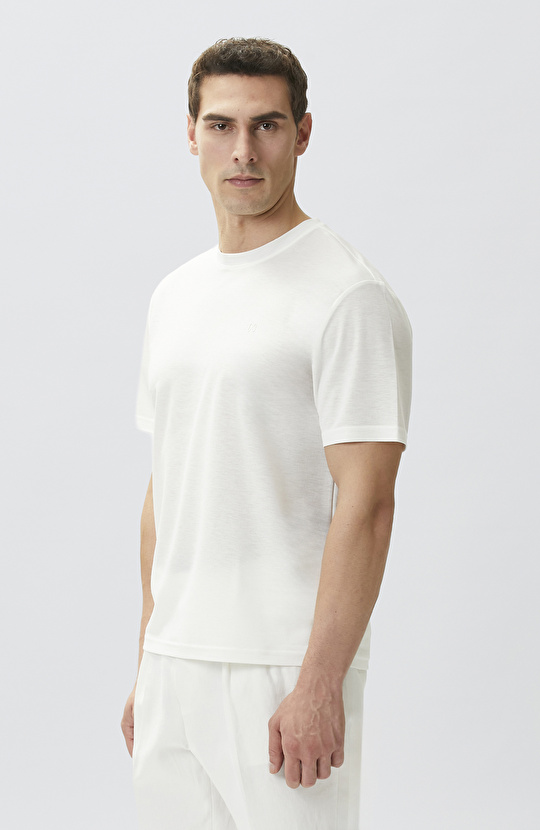 Comfort Fit Kırık Beyaz Bisiklet Yaka T-shirt