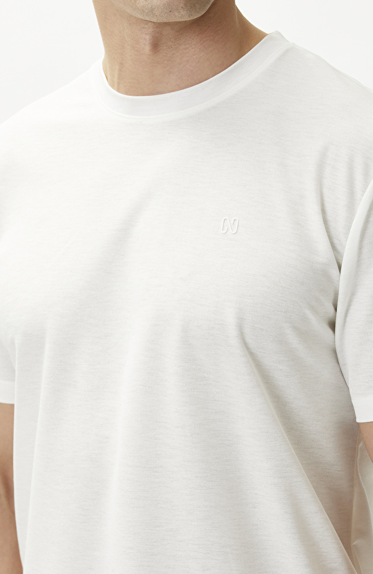 Comfort Fit Kırık Beyaz Bisiklet Yaka T-shirt