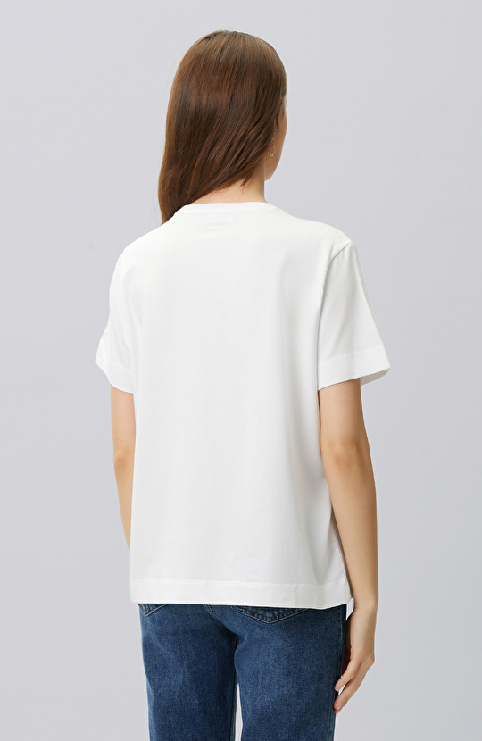 White Embroidery Detailed T-shirt