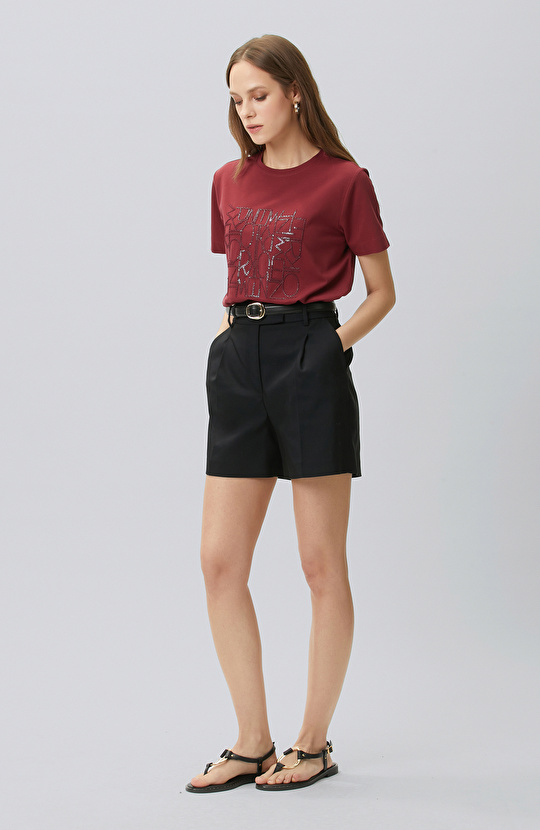 Vişne Nakış Detaylı T-shirt