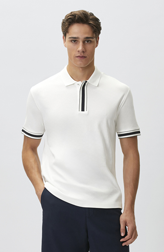Beyaz Gizli Patlı Polo Yaka Garnili T-shirt