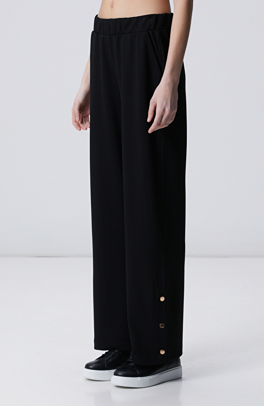 Siyah Geniş Paça Çıtçıt Düğme Eşofman