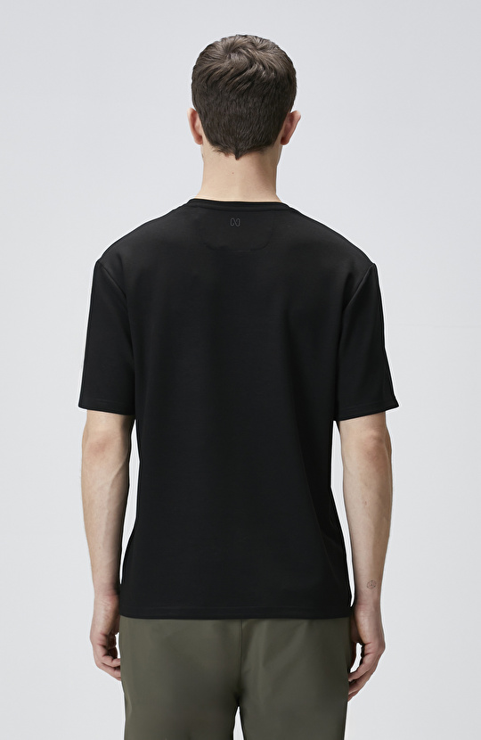 Comfort Fit Siyah Göğüs Cep Detaylı T-shirt