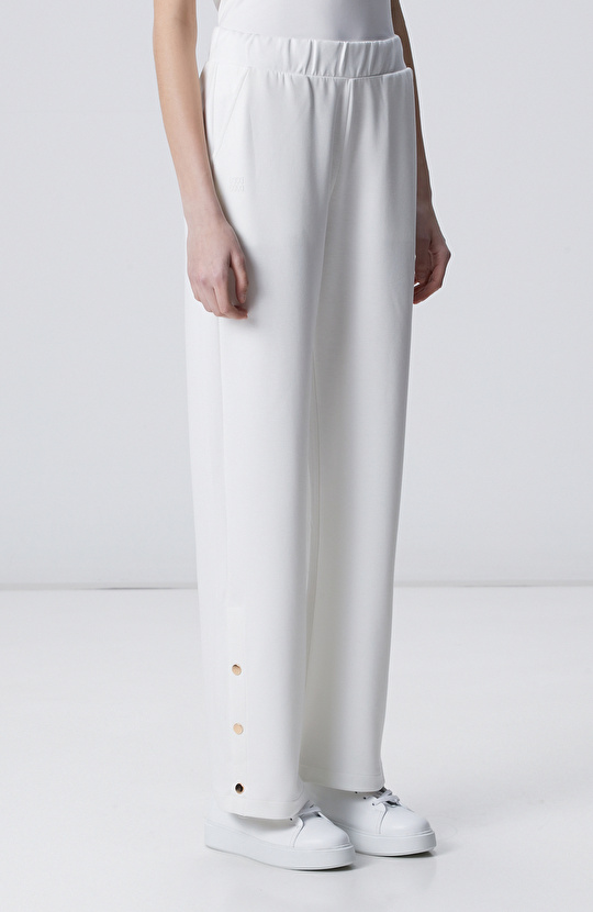 Kırık Beyaz Geniş Paça Çıtçıt Düğme Eşofman