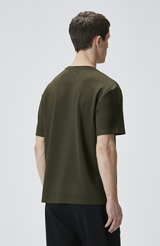 Comfort Fit Haki Göğüs Cep Detaylı T-shirt
