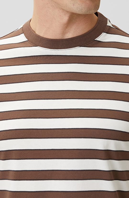 Brown White Tshırt