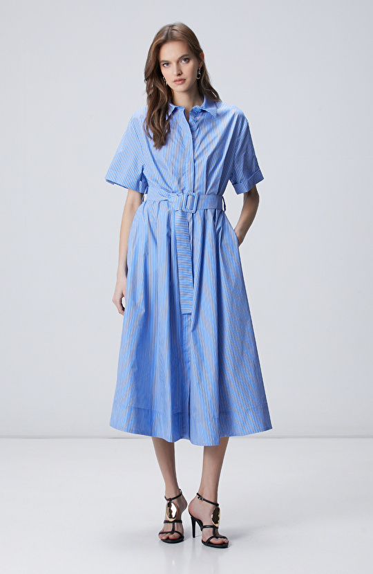 Mavi Beyaz Çizgili Desenli Midi Elbise