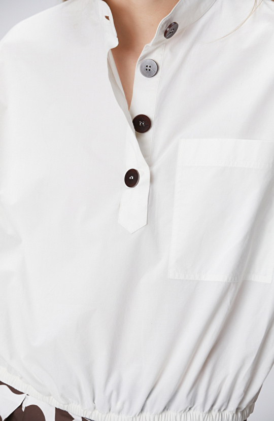 Kırık Beyaz Dik Yaka Bluz