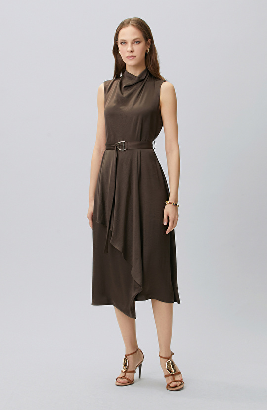 Bitter Brown Degaje Neck Dress