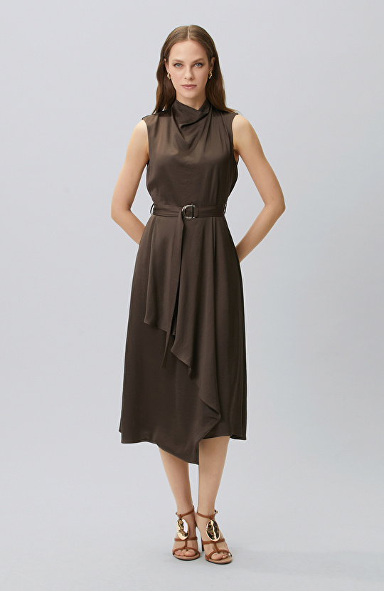 Bitter Brown Degaje Neck Dress