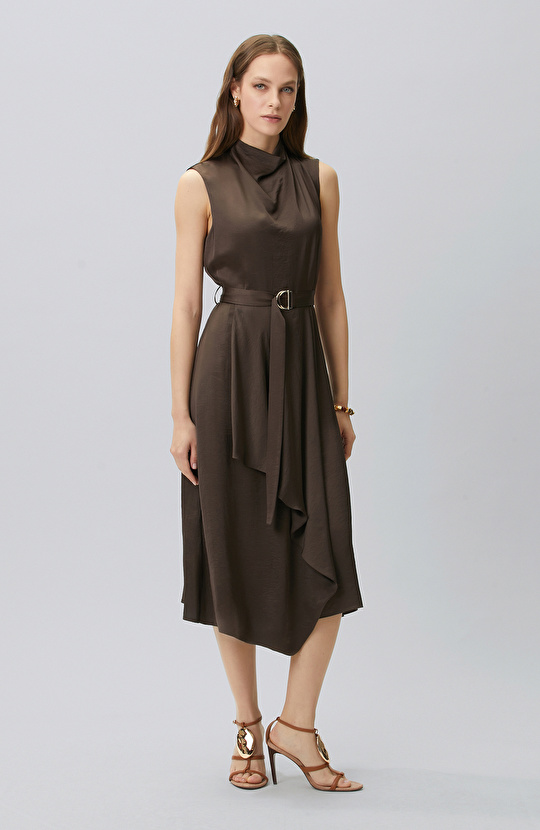 Bitter Brown Degaje Neck Dress