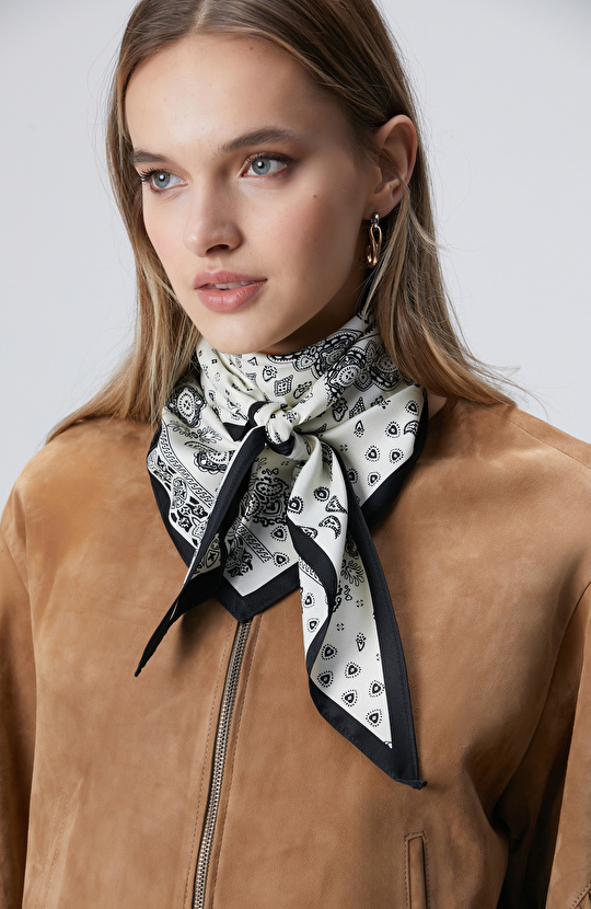 Camel Püsküllü Süet Deri Ceket