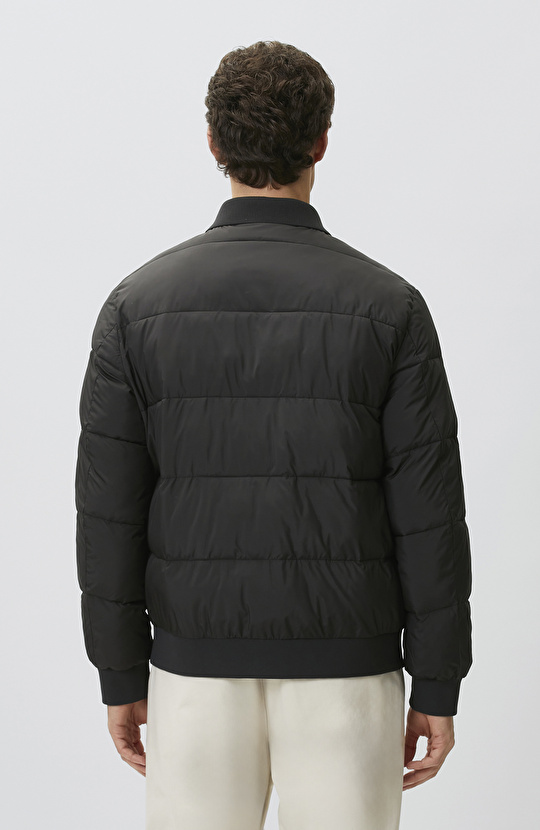 Siyah Polo Yaka Çıtçıtlı Mont