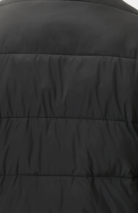 Siyah Polo Yaka Çıtçıtlı Mont