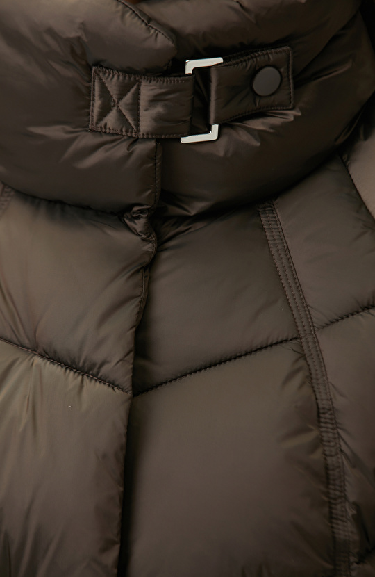 Acı Kahve Dik Yaka Oversize Puffer Mont