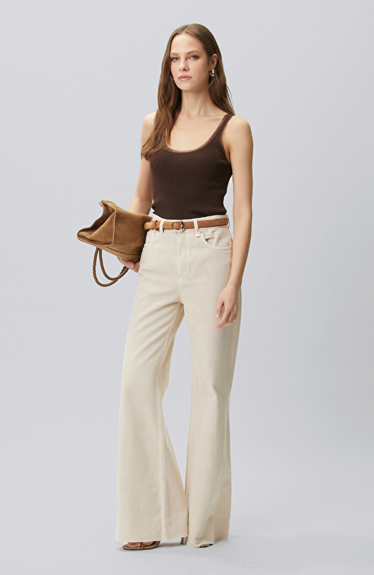 Kahverengi Tül Garni Detaylı Triko Atlet