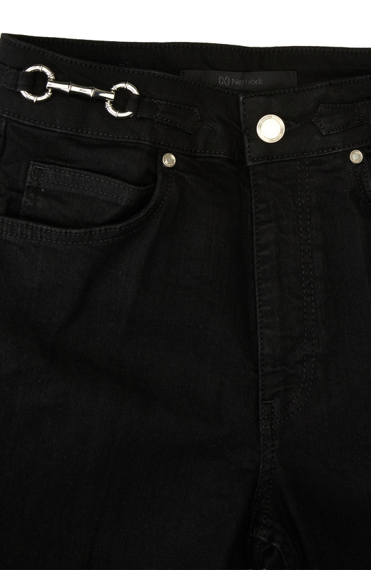 Siyah Aksesuarlı Flare Kalıp Denim Pantolon