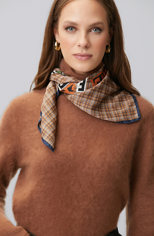 Brown Slogan Detailed Women's Scarf