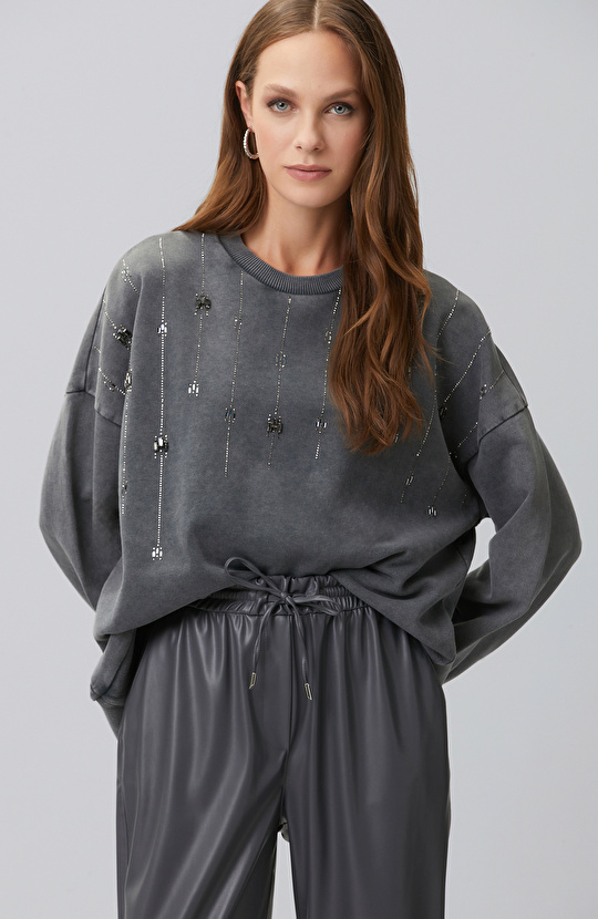 Antrasit Taş Detaylı Yıkamalı Sweatshirt