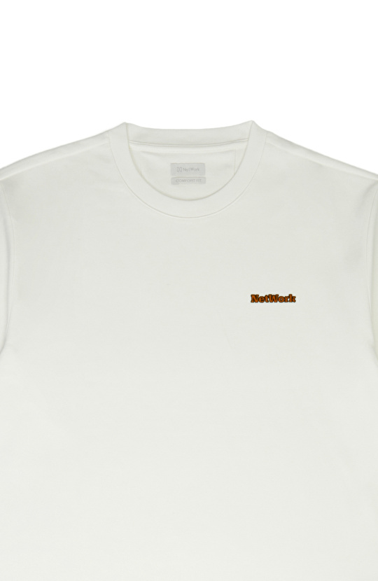 Beyaz Nakış Detaylı T-shirt