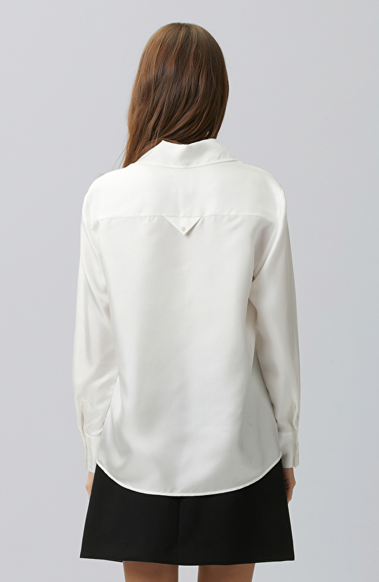 Kırık Beyaz Limited İpek Twill Gömlek