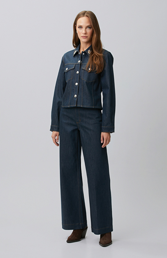 Koyu Indigo Mavi Yaka Aksesuarlı Denim Mont